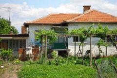 PRETTY BULGARIAN COUNTRY HOUSE