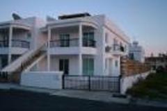 3 bed apt with private pool