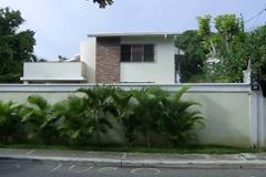 Front Beach House/Jakussi