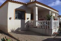 Villa in Alicante