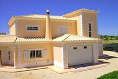 Luxury villa in urbanization north of Carvoeiro