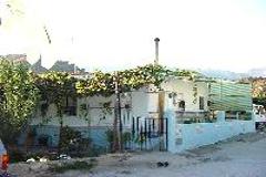 CTP0202:DETACHED HOUSE IN EXCELLENT CONDITION WITH GARDEN & LOVELY VIEWS