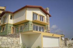 4 bed villa with sea view,