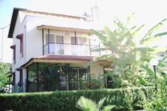 This triplex is perfectly renovated