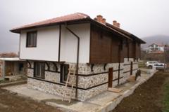 A LOVELY NEW 2- STOREY HOUSE NEAR THE SEA COAST