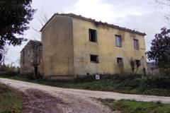 villa and land with approved project for renovation