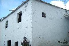 CTP0333-Large Split Level Country House In Good Condition