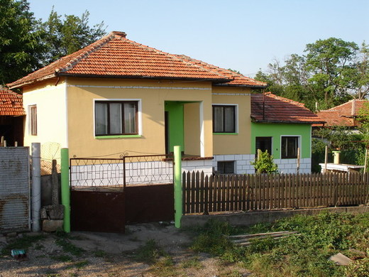 Country Villa For Sale in Piperkovo, Tsenovo, Bulgaria
