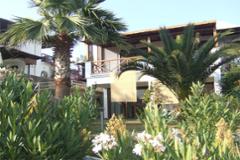 Semi Detached Villa With Private Beach